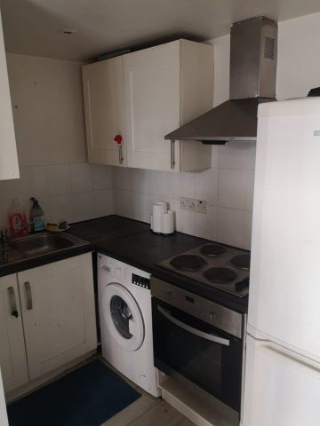 Studio Flat, Green Lanes, N16 - Photo 3