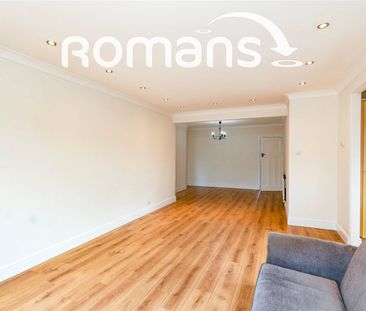 Kings Avenue, Tongham, GU10 - Photo 2