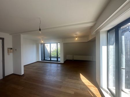 Te Huur 2 slaapkamers Oostende Jozef II straat 55 - Photo 2