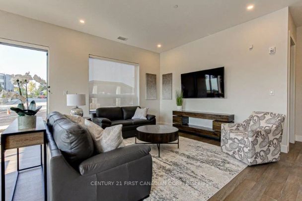 1696 FIDDLEHEAD Place #202 - Photo 1