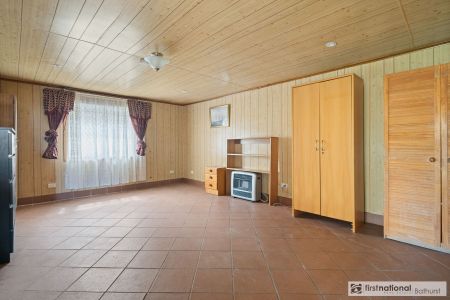 Charming Home with Studio in the Heart of Bathurst - Photo 2