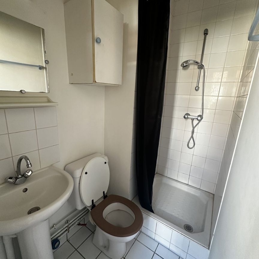 Location Appartement 1 pièce 13m² LA MADELEINE 59110 - Photo 1
