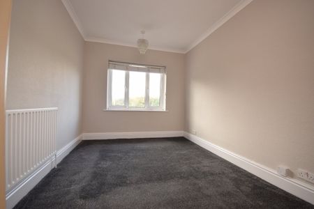 704A, King Lane, Leeds, West Yorkshire, LS17 7AW - Photo 5