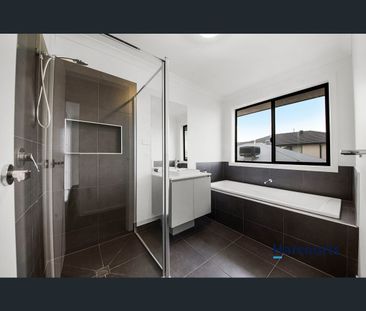 54 Rosso Drive, Tarneit, Vic 3029 - Photo 5