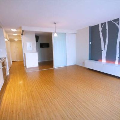 Charming 1 Bedroom Condo in the Heart of Gastown - Photo 3