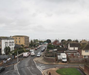 Nelson Road South, Great Yarmouth - Photo 2