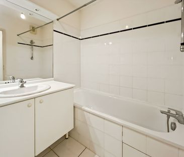 Apartment - Photo 2
