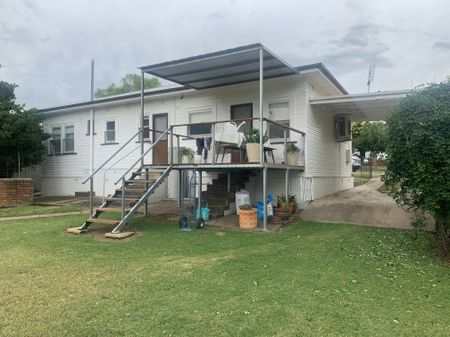32 Riverview Street - Photo 4