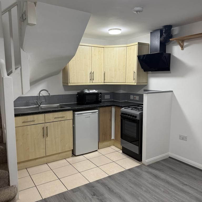 1 bedroom house to rent - Photo 1