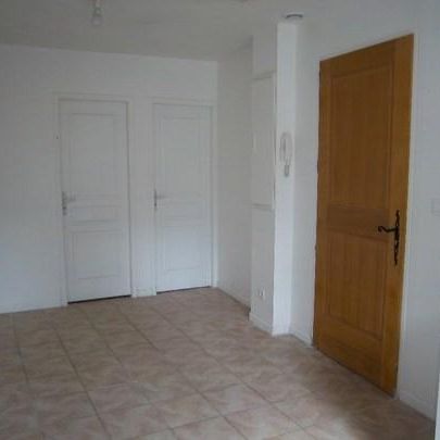 Location / Studio meublé - Photo 2