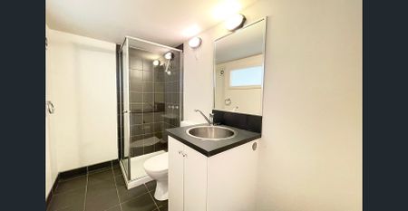 Versatile Home Office - Photo 4