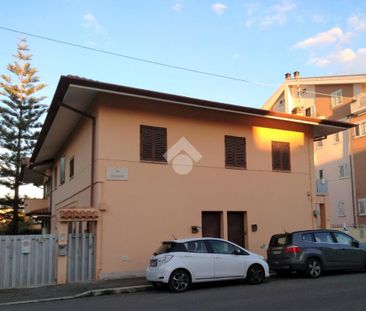 Bilocale in affitto - Photo 2