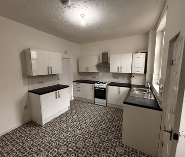 2 bedroom terraced house to rent - Photo 5