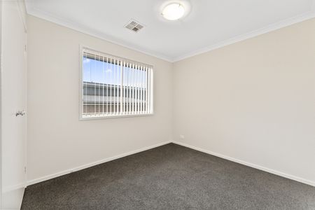 44 Muriel Stewart Circuit, Bonner ACT 2914 - Townhouse For Rent | Domain - Photo 4