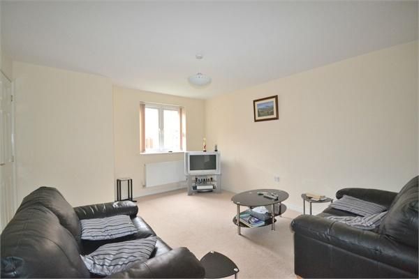 2 bedroom semi-detached house to rent - Photo 1