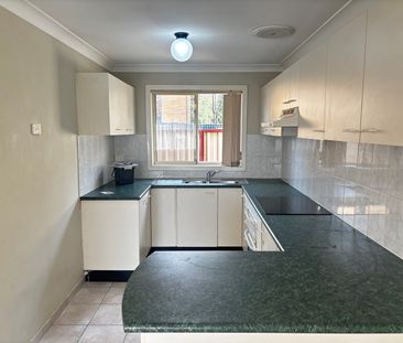 7B Palmyra Ave, Lethbridge Park, NSW 2770 - Photo 1