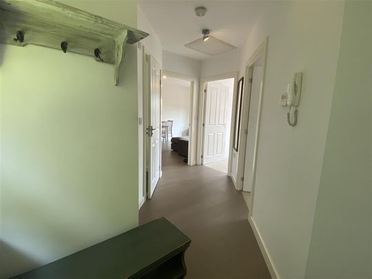 Adrian Close, HEMEL HEMPSTEAD - Photo 1