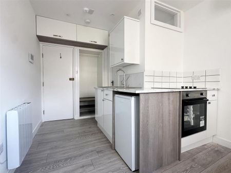 Studio to rent - Photo 5