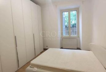 Monteverde Vecchio: Modern 2 bedroom, 2 bath, large living room, separate kitchen. Bright, silent, parquet floors, situated in lovely period building, excellent area, near park. Ref. 2364.