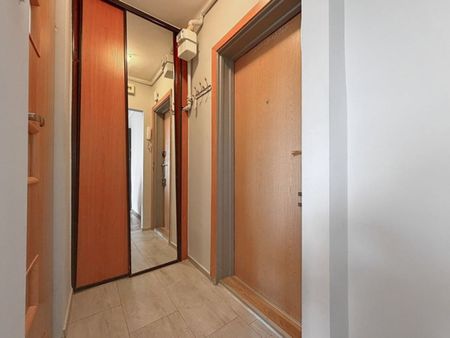 Jasna kawalerka blisko ŚUM 28 m² - Zdjęcie 4