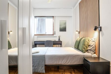 Calle de Santiago de Compostela, Madrid, Community of Madrid 28034 - Photo 3