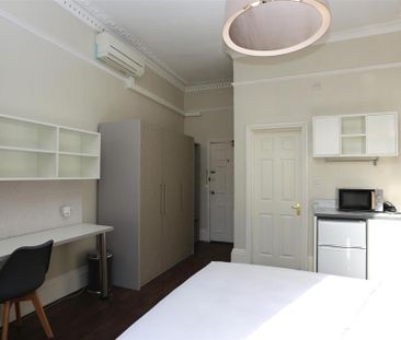 Studio to rent - Photo 5