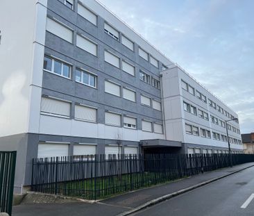 Location Appartement 1 pièce 25m² ORLEANS 45000 - Photo 6