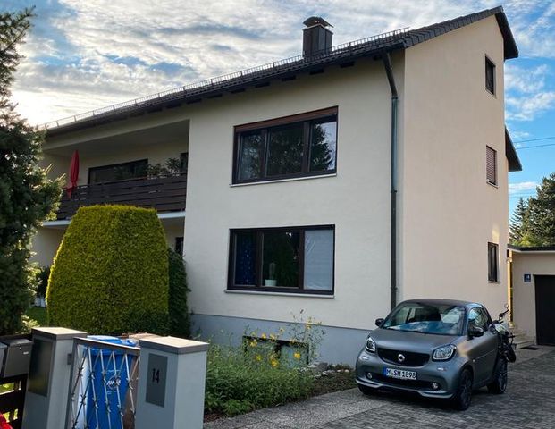 Modernisierte 1 Zimmer Wohnung mit Einbauküche in ruhiger Lage - Foto 1