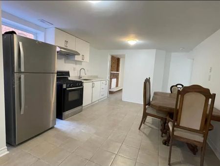 For Lease - 16 Prouse Drive Unit# Lower, Brampton, Ontario - Photo 4