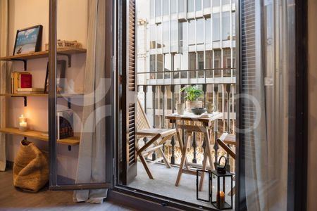 2 bedroom luxury Apartment for rent in Barcelona, Catalonia - Photo 2