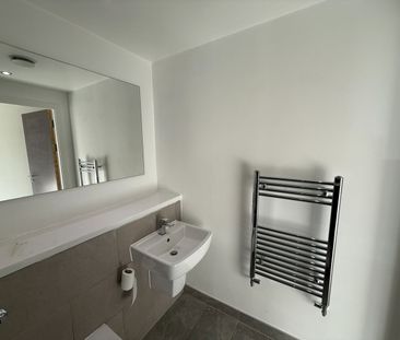 1 Bed Flat, Norfolk St, L1 - Photo 6