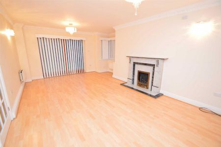 5 bedroom house to rent - Photo 2