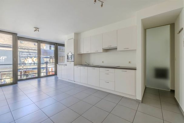 Appartement te huur - Photo 1