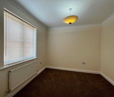 Kingfisher Way, Bury St Edmunds, Mildenhall - Photo 1