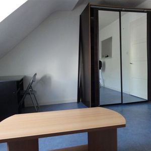 Location Appartement 1 pièce Meublé 21m² LE CREUSOT 71200 - Photo 2