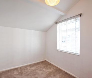 3 bedroom terraced house to rent - Photo 6