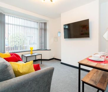 1 bedroom in a house share to rent - Photo 1