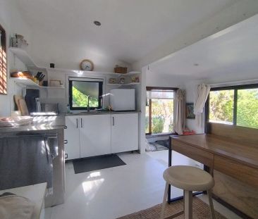 Rear Cabin 45 Dress Circle Road, Avalon. - Photo 1