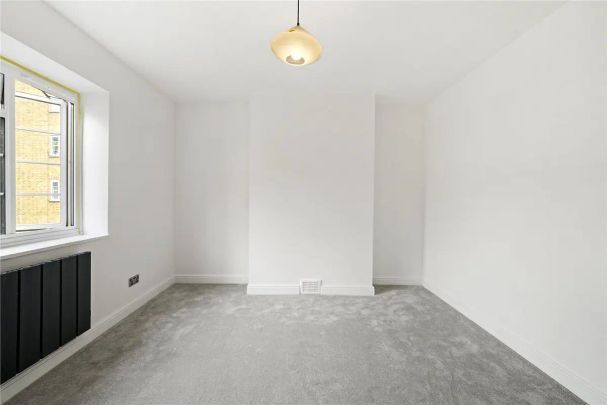 1 bedroom flat in Maida Vale - Photo 1