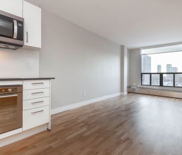 800 Richmond Street West - Photo 4