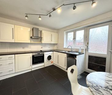 2 bedroom terraced house to rent - Photo 6