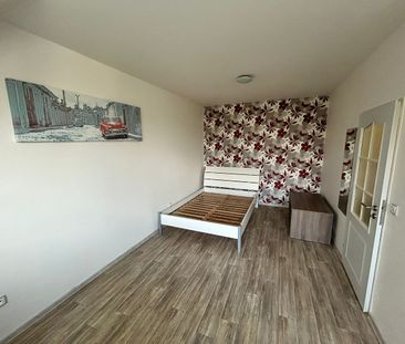 Pronájem bytu 1+kk 37 m² - Fotografie 4