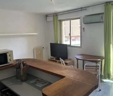 STUDIO MEUBLÉ / CENTRE VILLE - Photo 3