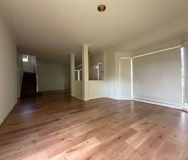 21 Hutchinson Drive - Photo 3