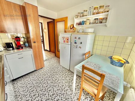 Bright and close to the center / Concierge service available! - Photo 5