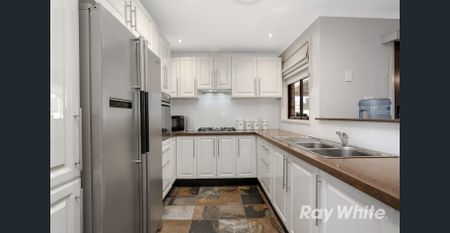 Beautiful Family Home - Photo 4