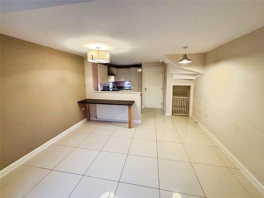 4 bedroom semi-detached house to rent - Photo 1