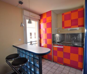 STUDIO MEUBLÉ CENTRE-VILLE - Photo 3