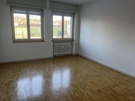 Attraktive 3.0-Zimmer-Wohnung nahe Stadtzentrum - Foto 4
