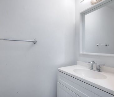 For Lease - 1361 Everton Street Unit# Main, Pickering, Ontario - Photo 3